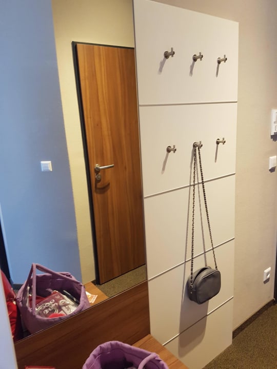 Garderobe JOESEPP´S HOTEL am Hallhof