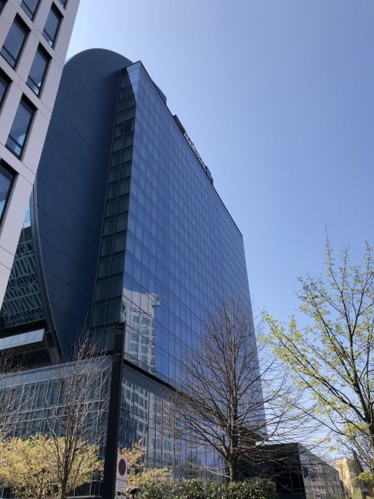 Außenansicht Radisson Blu Hotel Frankfurt