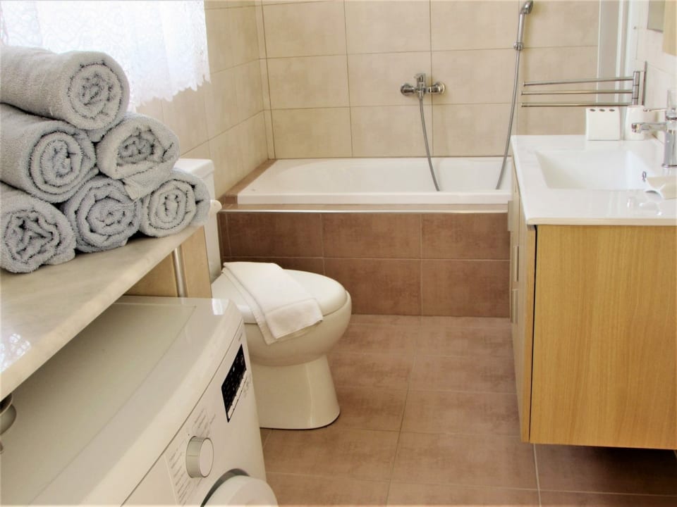 Zimmer Ledras Villas