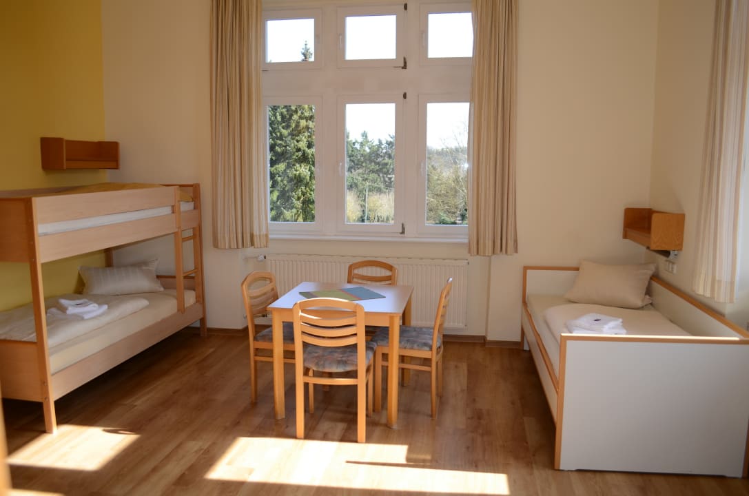 Zimmer Stiftsberg - Bildungs- & Freizeitzentrum