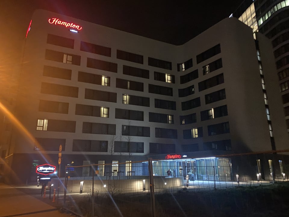 Außenansicht Hampton By Hilton Frankfurt Airport