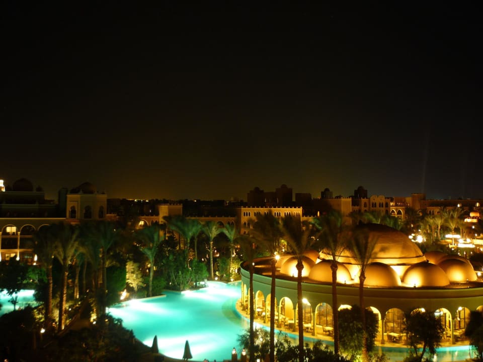 By night Makadi Palace