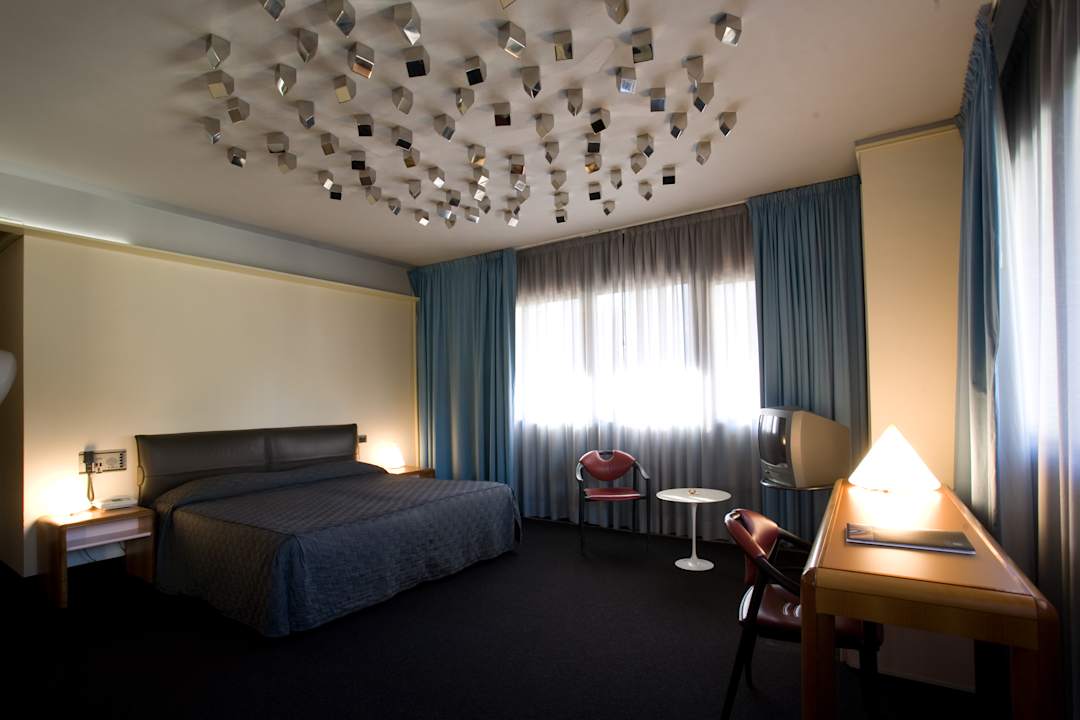 Zimmer Albornoz Palace Hotel