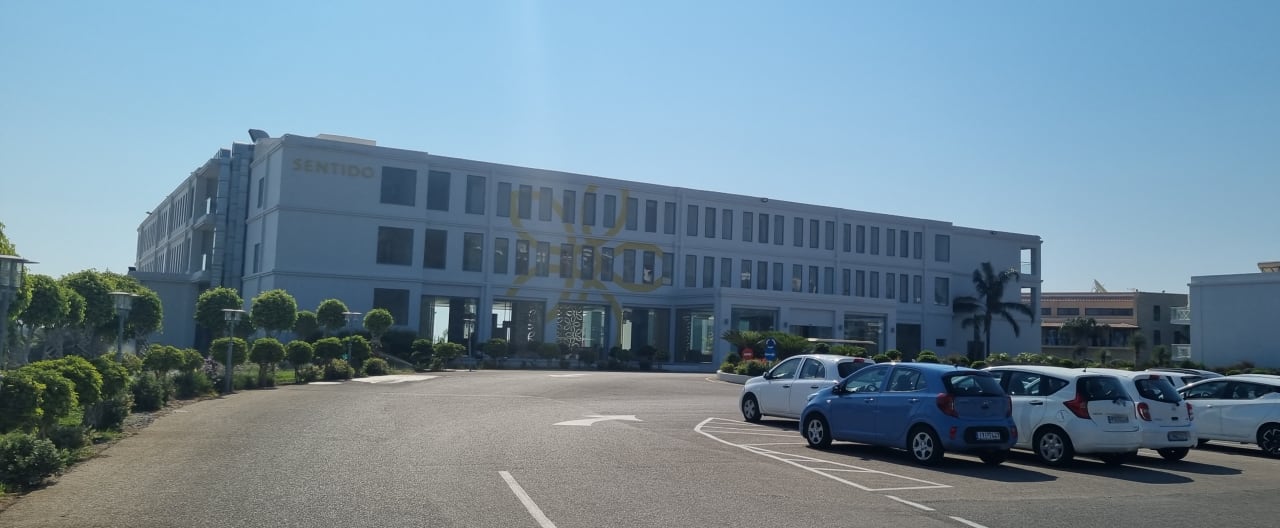 Außenansicht Asterias Beach Resort