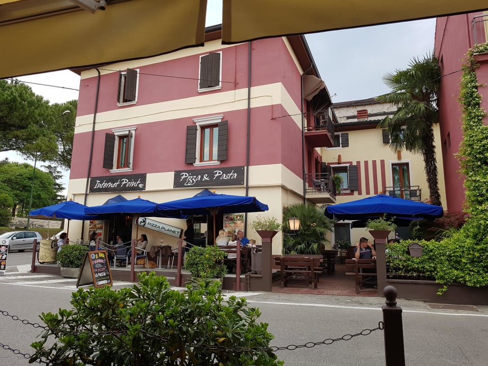 Hotel außen mit Restaurant Bed & Breakfast 7 Vizi