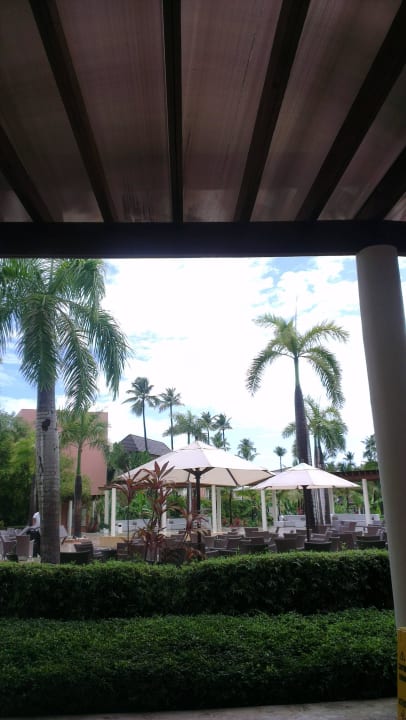 Im Außen-Lobbybarbereich Secrets Royal Beach Punta Cana - Adults only