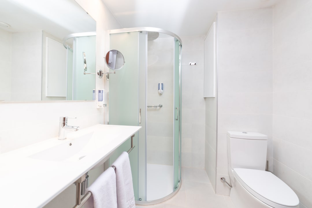 Zimmer Reverence Life  - Adults only