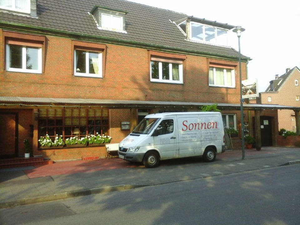 HOTEL garni mit Weinkeller Sonnen Hotel