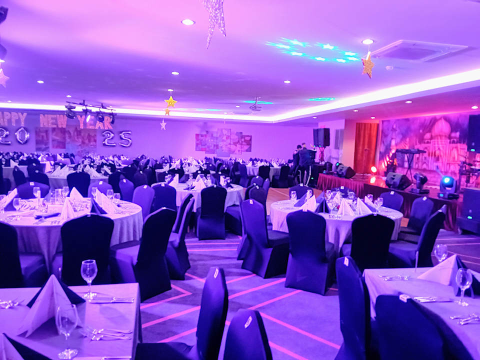 Gastro Royal Taj Mahal Hotel