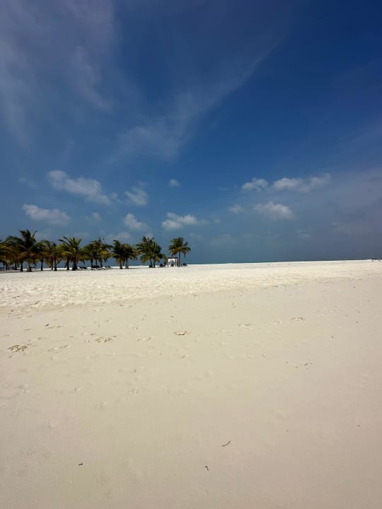 Strand Meeru Maldives Resort Island