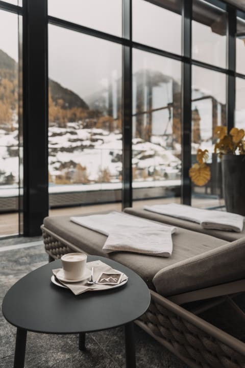 Pool Bergland Sölden Design- und Wellnesshotel