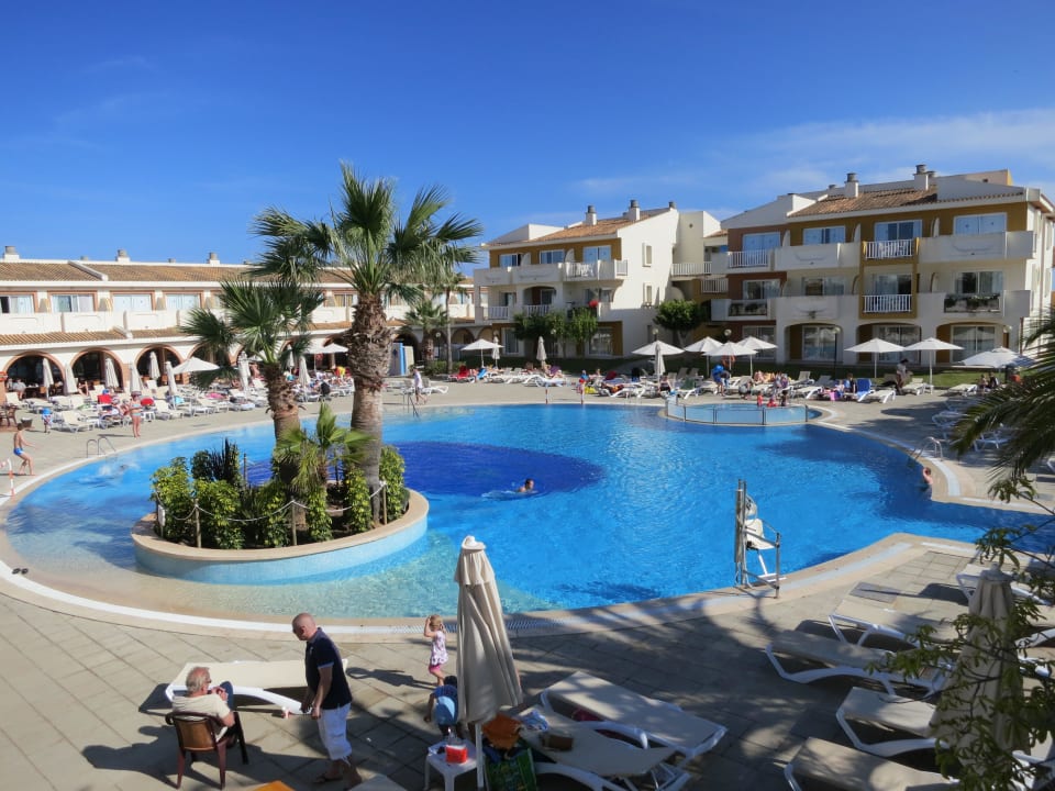 Poolanlage blau punta reina