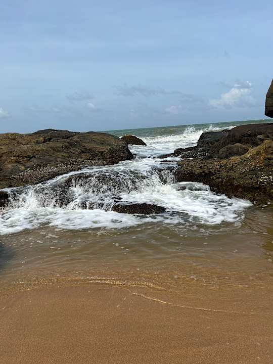 Strand Hiru Om Ayurveda Resort