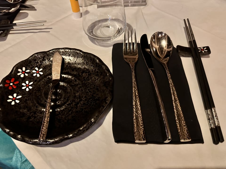 Gastro Atmosphere Kanifushi Maldives