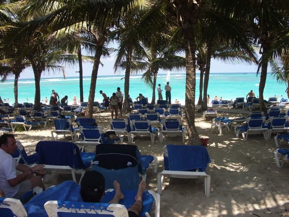 Strand am Haupthotel Blick von  der Beachbar Bahia Principe Luxury Esmeralda