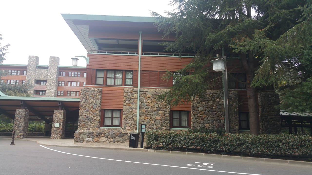 Disney's Sequoia Lodge Disney's Sequoia Lodge