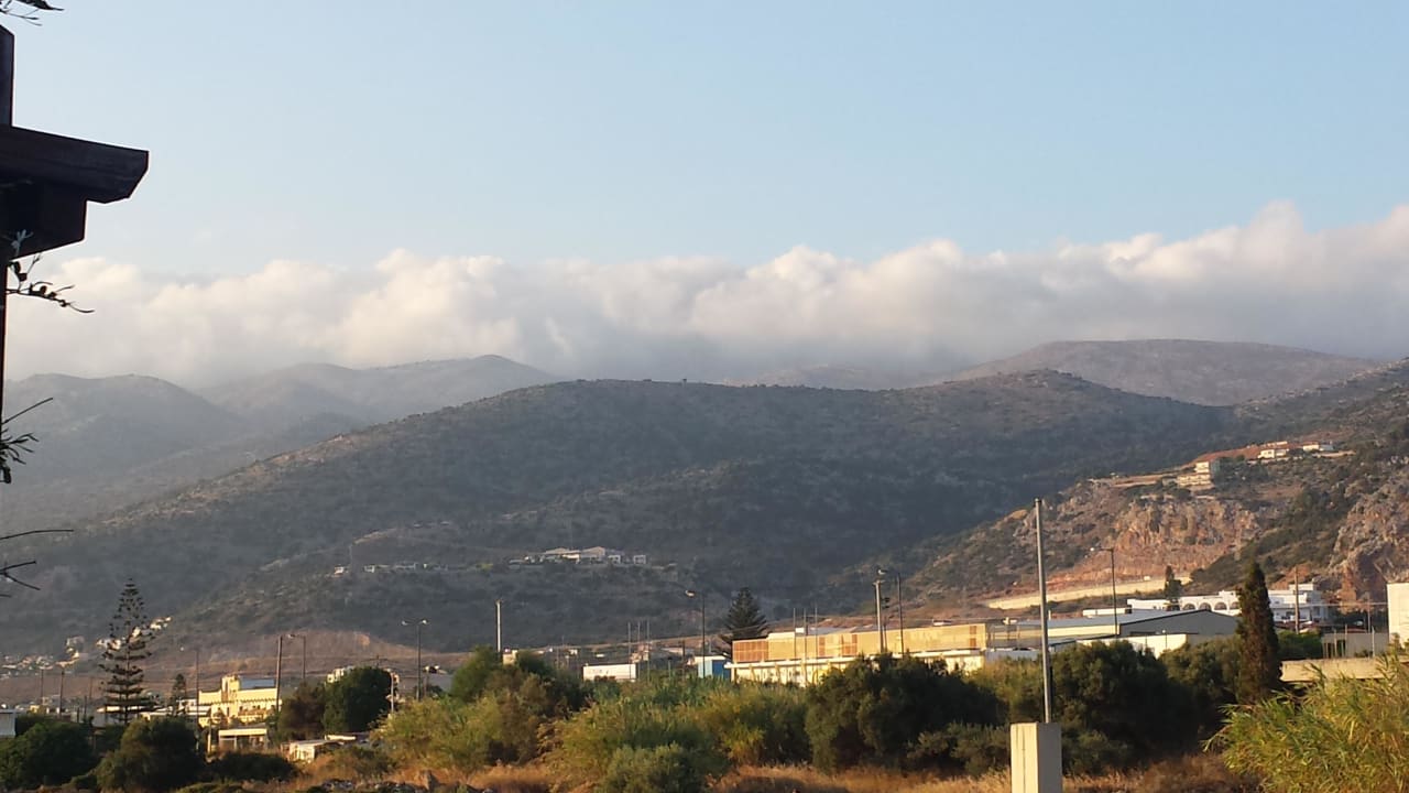 Ausblick vom Balkon Kalypso Hotel