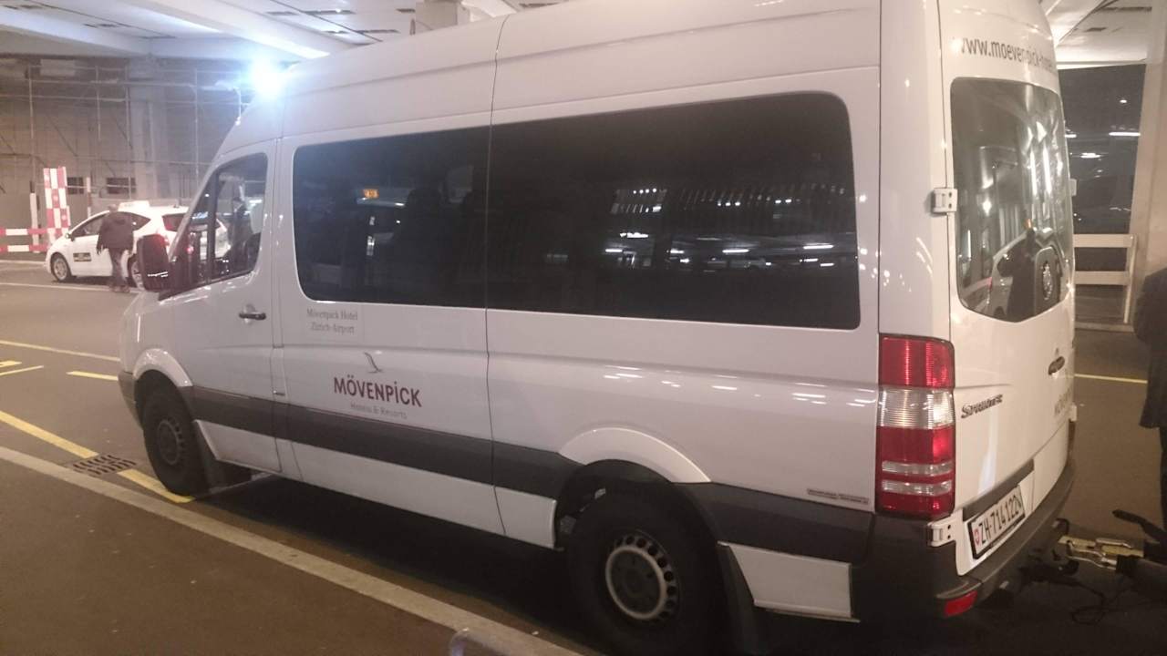 Shuttlebus Hotel Stay at Zurich Airport