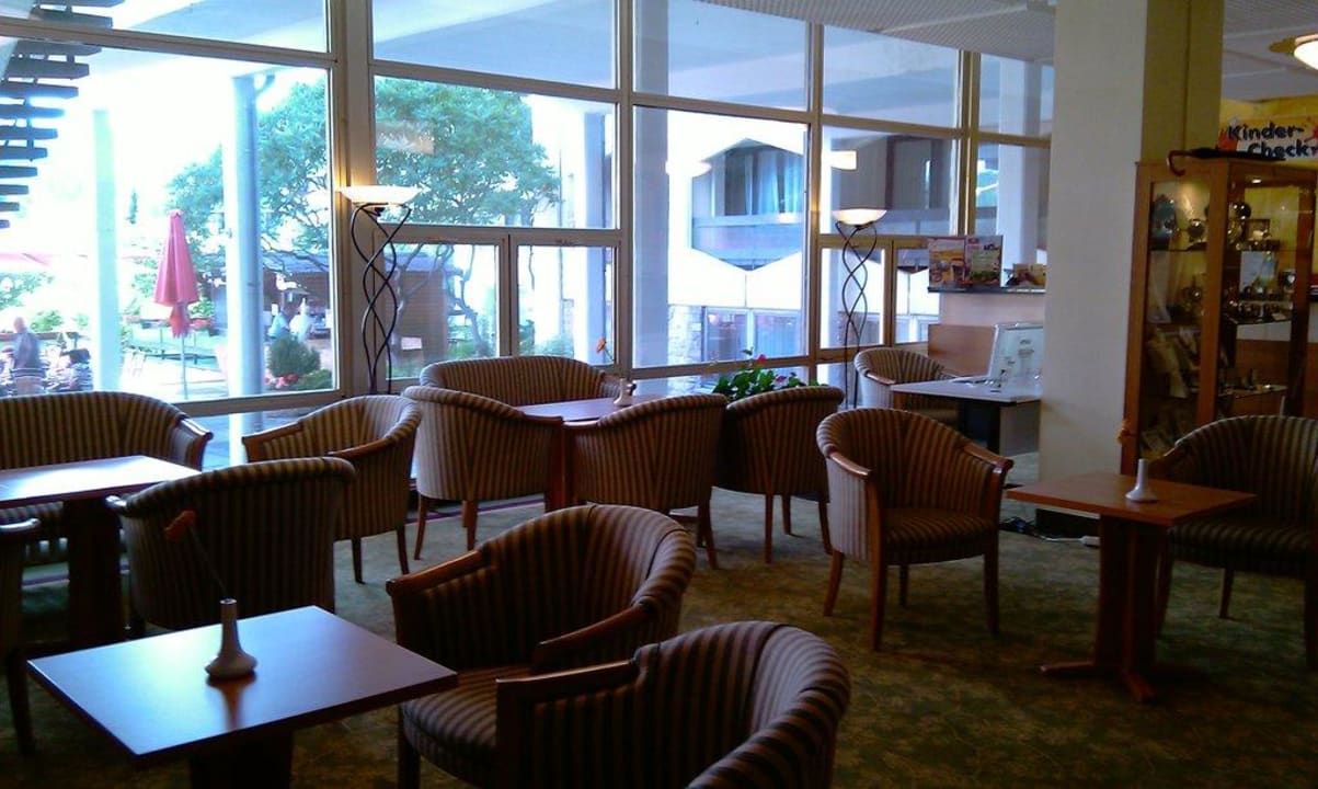 Sitzmöglichkeiten in der Lobby AHORN Berghotel Friedrichroda