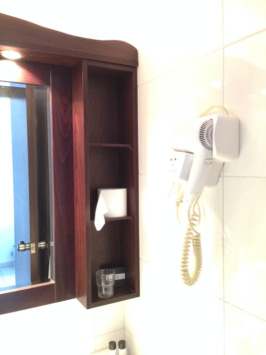 Zimmer Acrotel LilyAnn Boutique