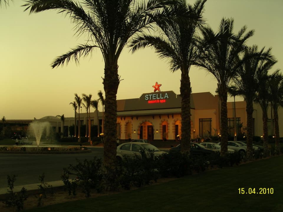 Imposanter Eingangsbereich Stella Beach Resort & Spa Makadi Bay