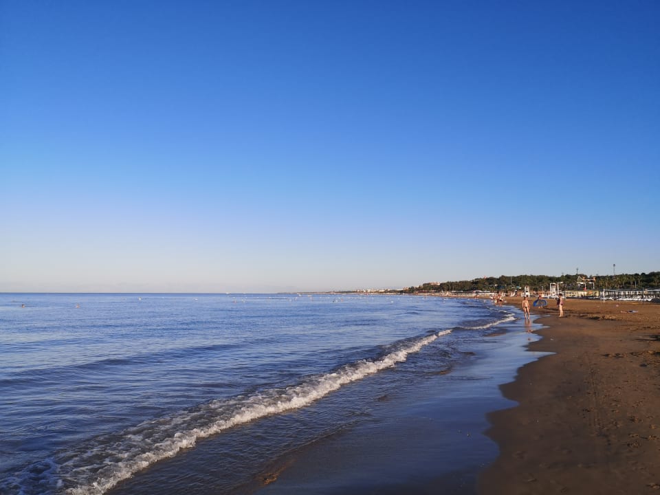 Strand Barut B Suites