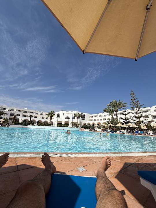 Pool Club Palm Azur