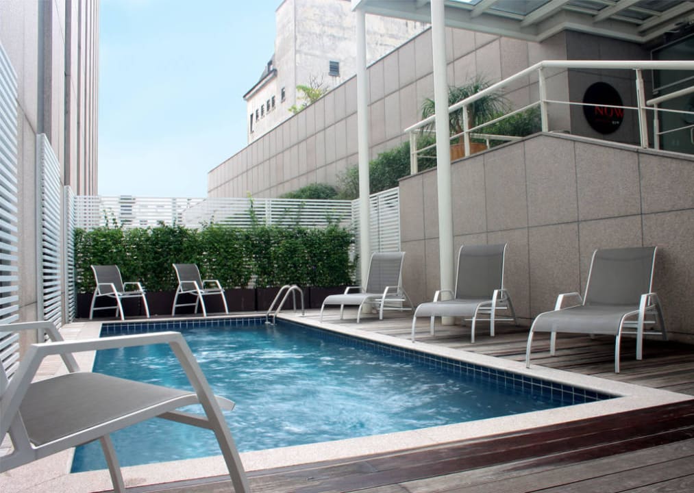 Swimming pool Hotel Pullman Sao Paulo Ibirapuera