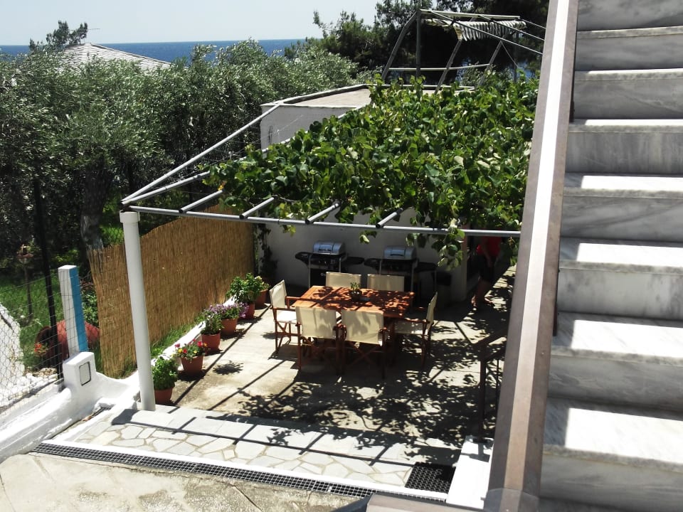 Garden Gorgona Rooms