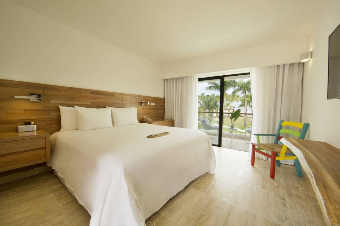 V Room Viva V Samana by Wyndham – Adults Only