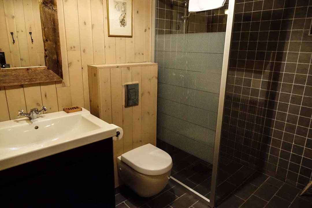 Bad Hotel Reine Rorbuer