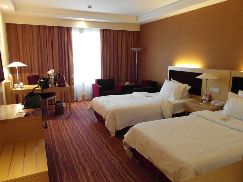 Doppelzimmer Parsian Azadi Hotel