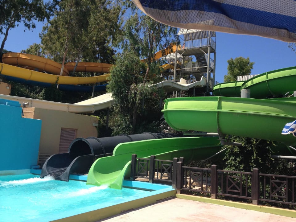 Reifenrutsche Fodele Beach & Water Park Holiday Resort