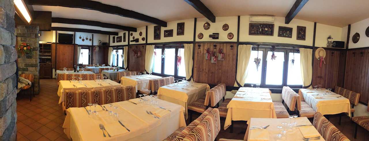 Interno ristorabte Albergo Sella