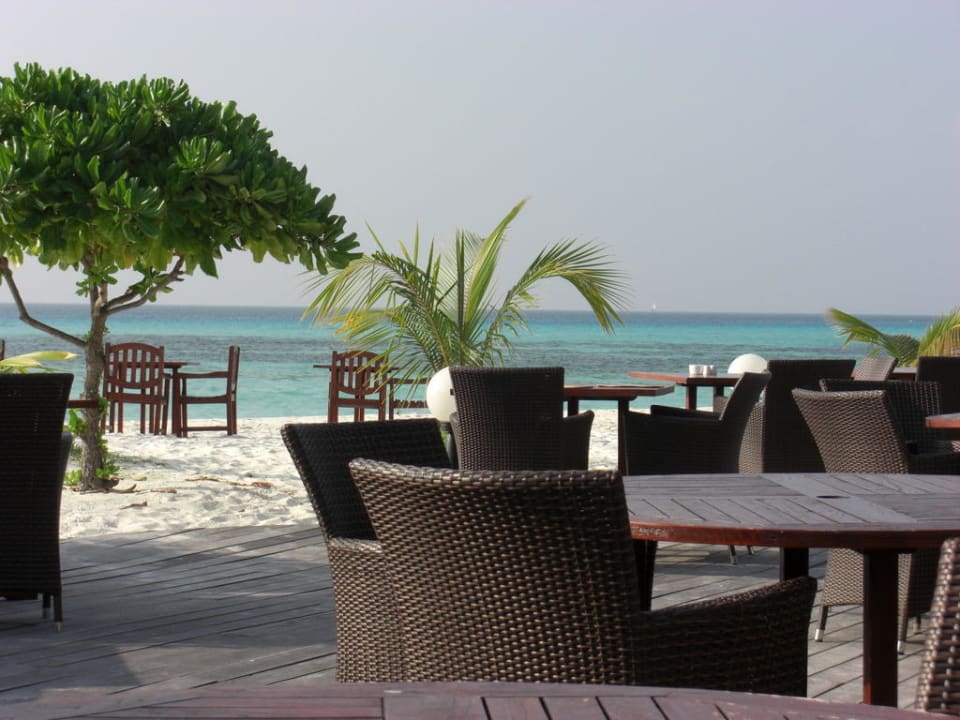 Bar Kuredu Island Resort & Spa