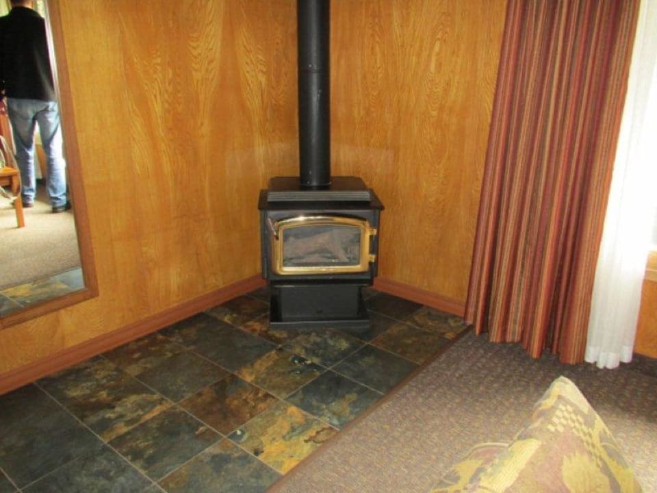 Unechter Kamin Hotel Coast Pyramid Lake Resort