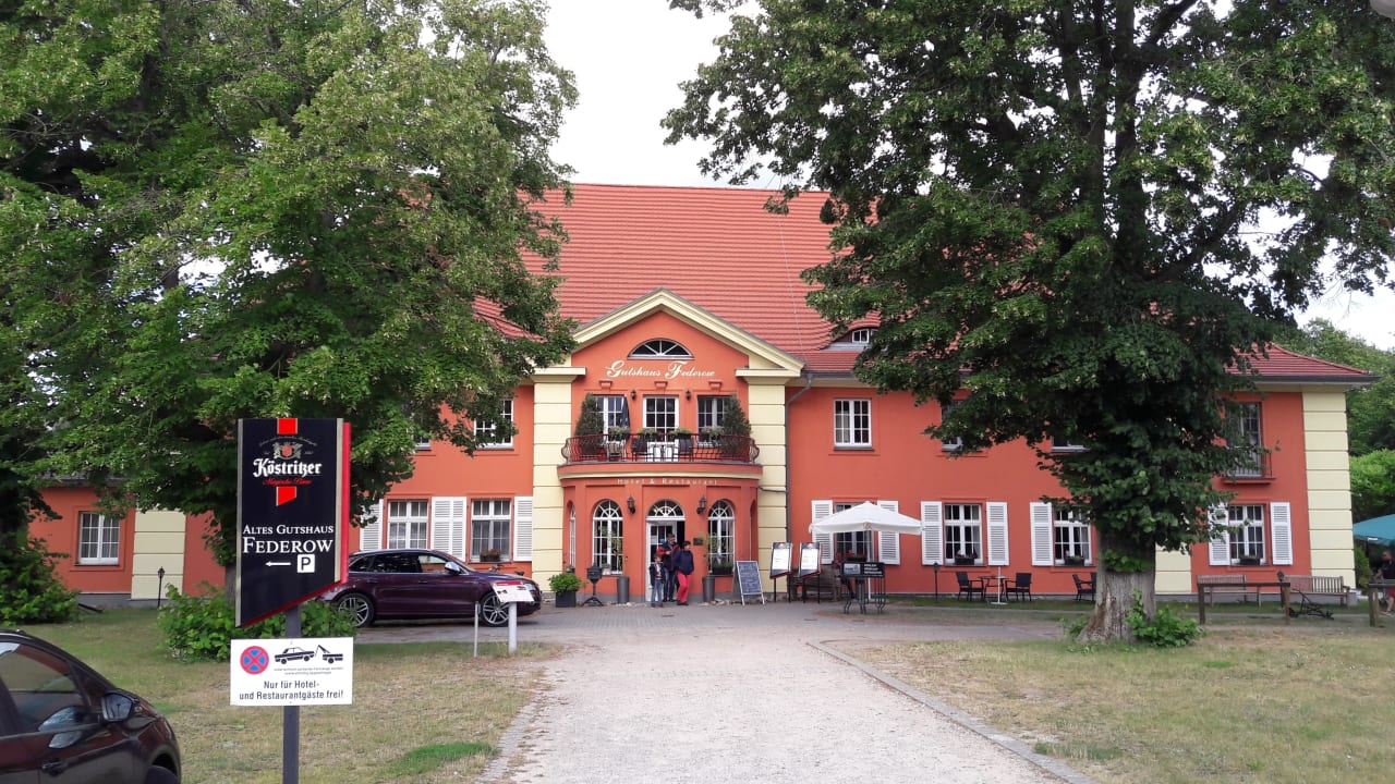 Außenansicht Hotel Altes Gutshaus Federow