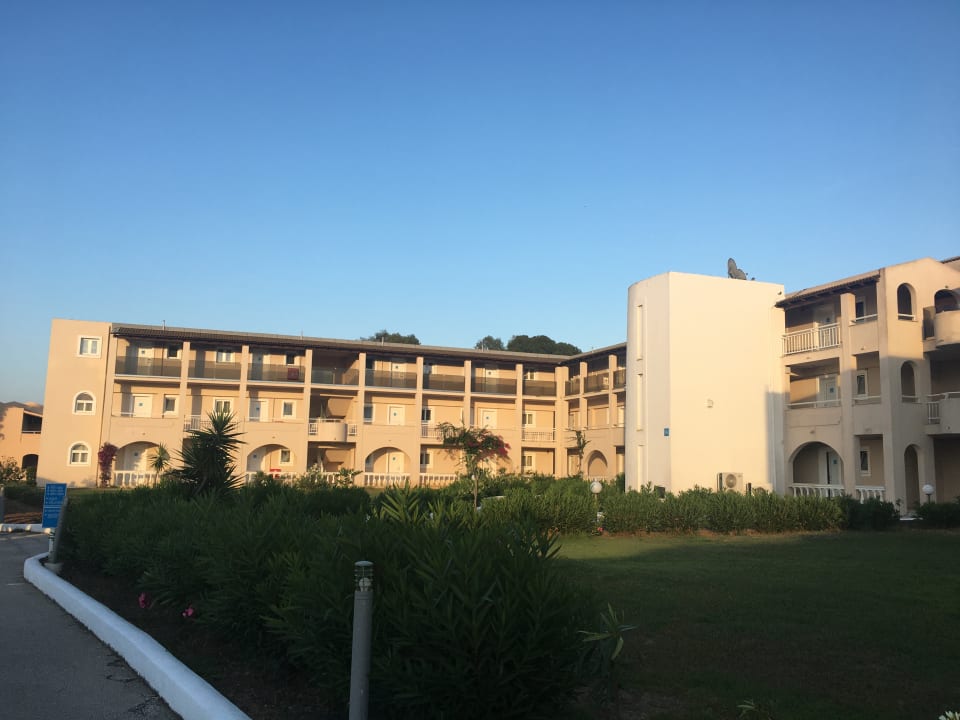 Außenansicht Sandy Beach Resort