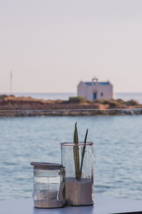 Außenansicht Enorme Ammos Beach Resort