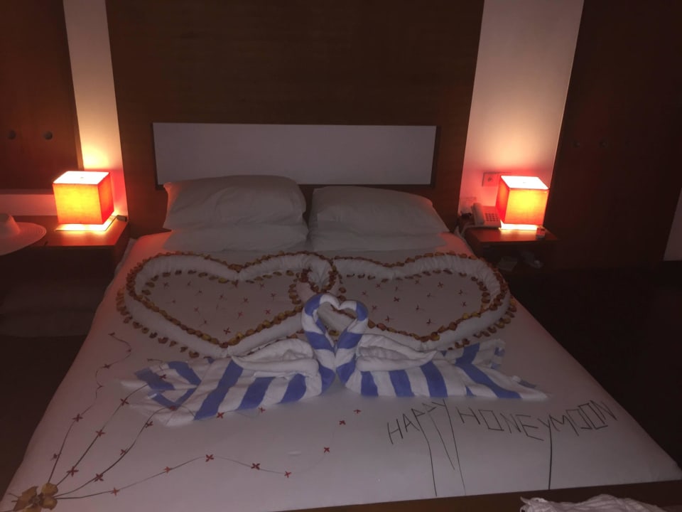 Bett Medhufushi Island Resort