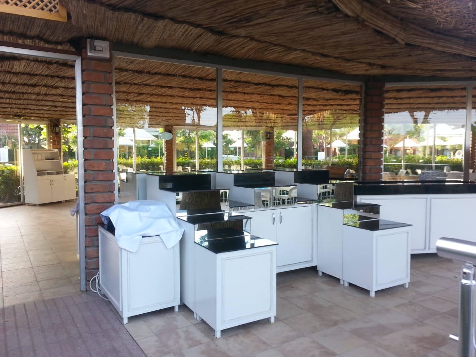 Poolbar Can Garden Beach