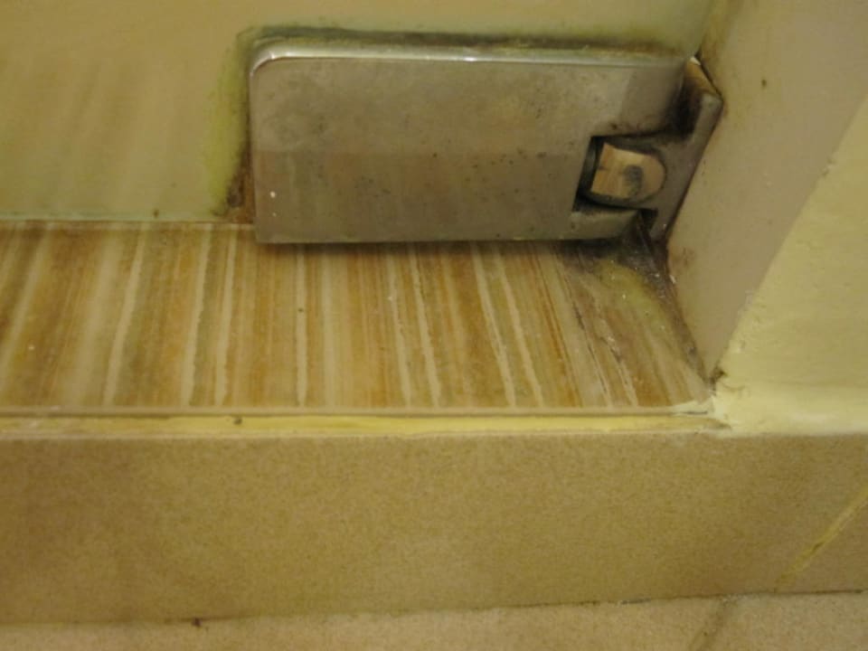 Duschtüre  Hotel Sheraton Senggigi Lombok Beach Resort