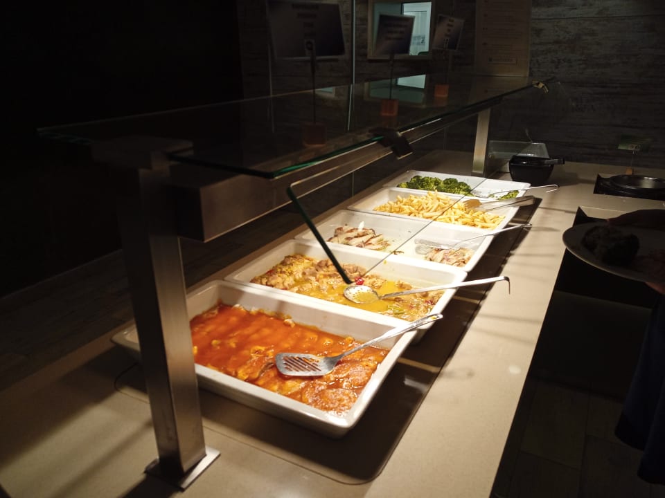 Gastro California Apartments