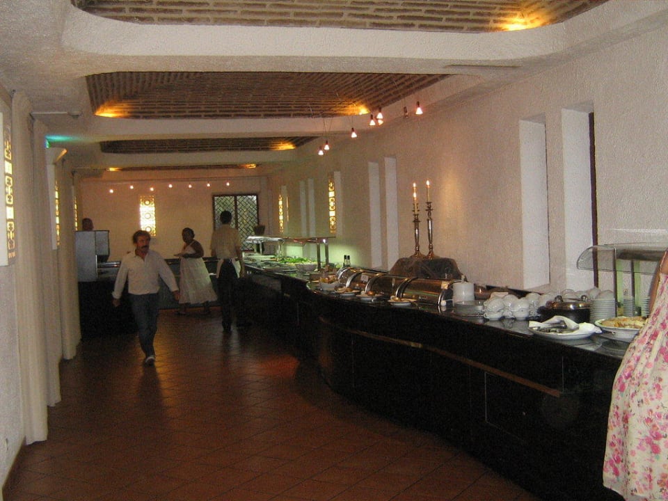 Büffet Tivoli Lagos Algarve Resort
