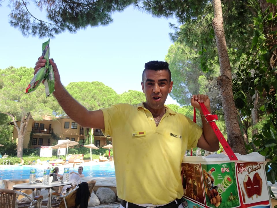 Gibts auch, Eis aus der Box am Relax Pool Asteria Family Belek