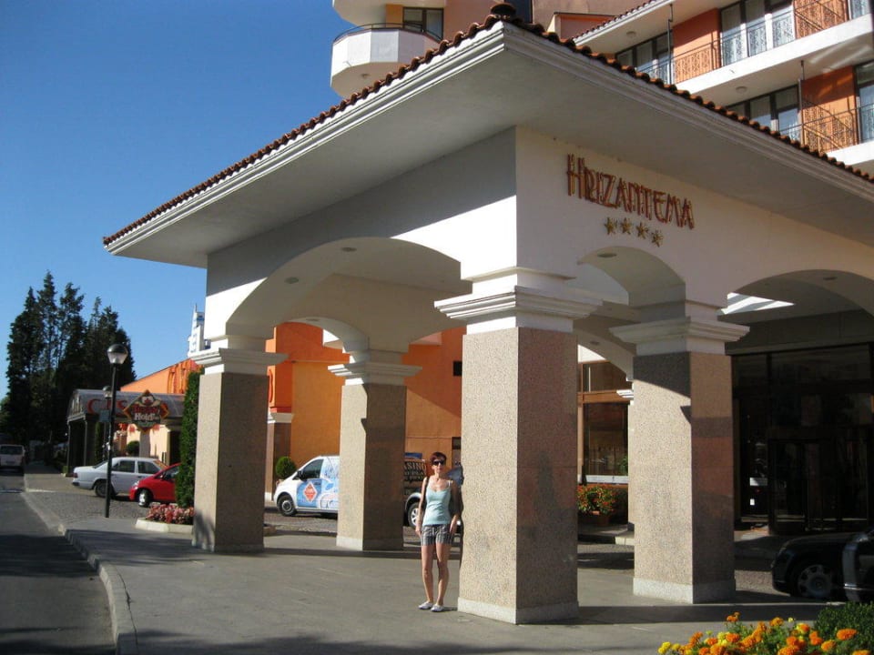 Eingang Hotel Hrizantema