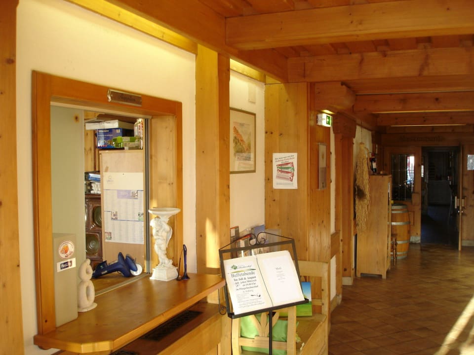 Rezeption Hotel Pürgschachnerhof