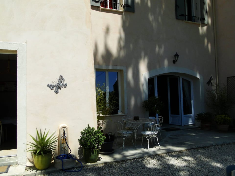 Eingang Hotel Le Leyrac