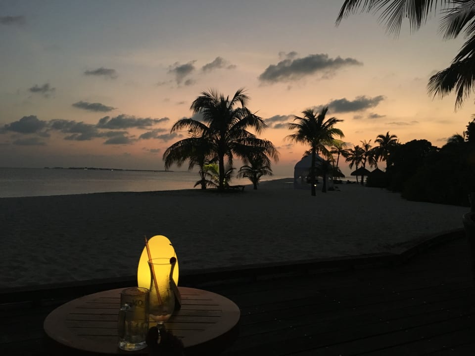 Strand Kuredu Island Resort & Spa