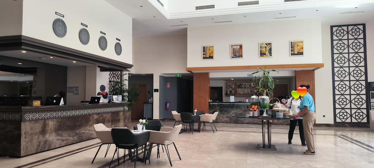 Lobby Long Beach Club Nature